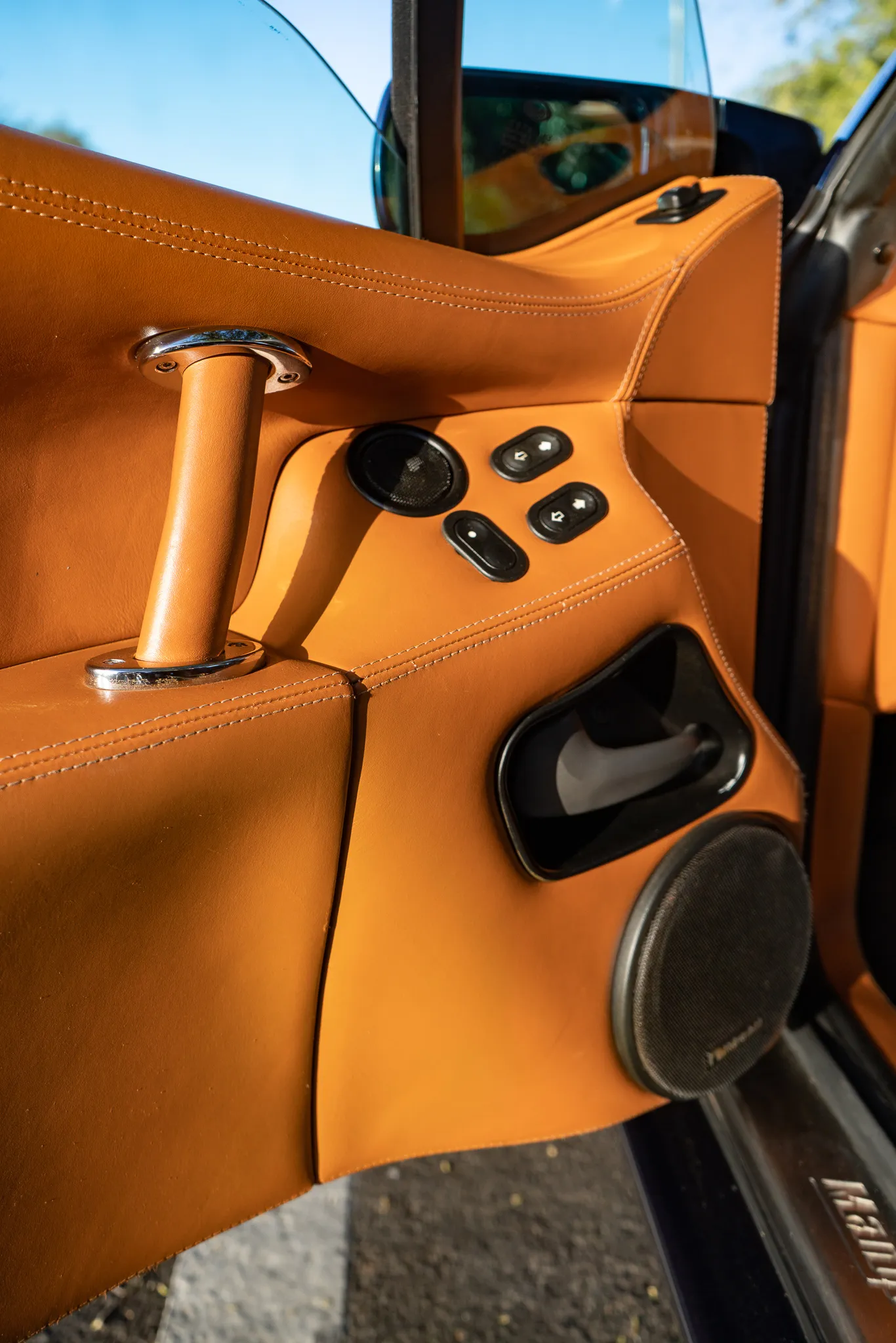 2000_qvale_mangusta_7r302062-72831
