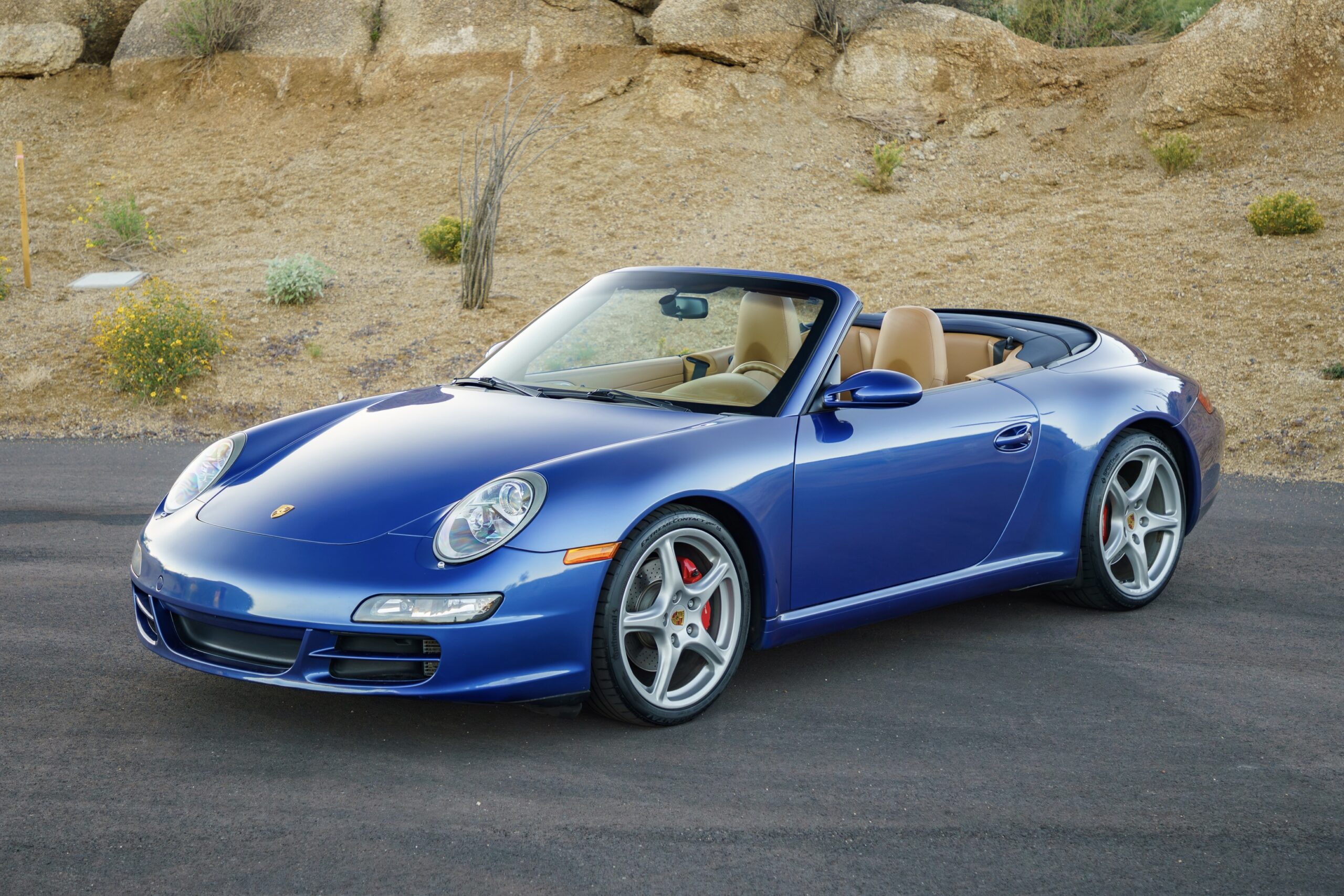 bdcc-blue-997-cab-020