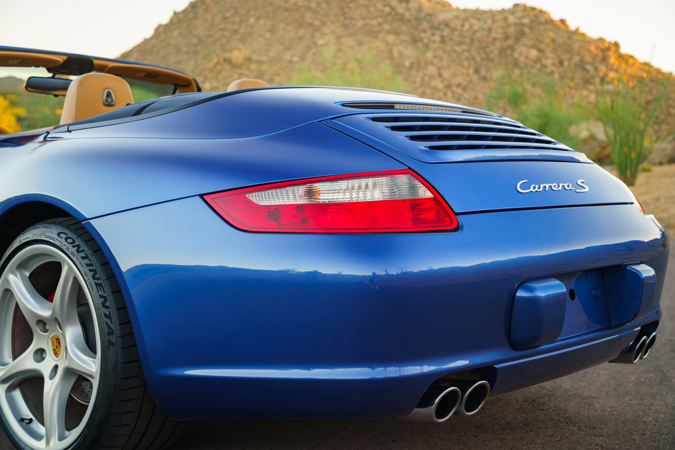 bdcc-blue-997-cab-049