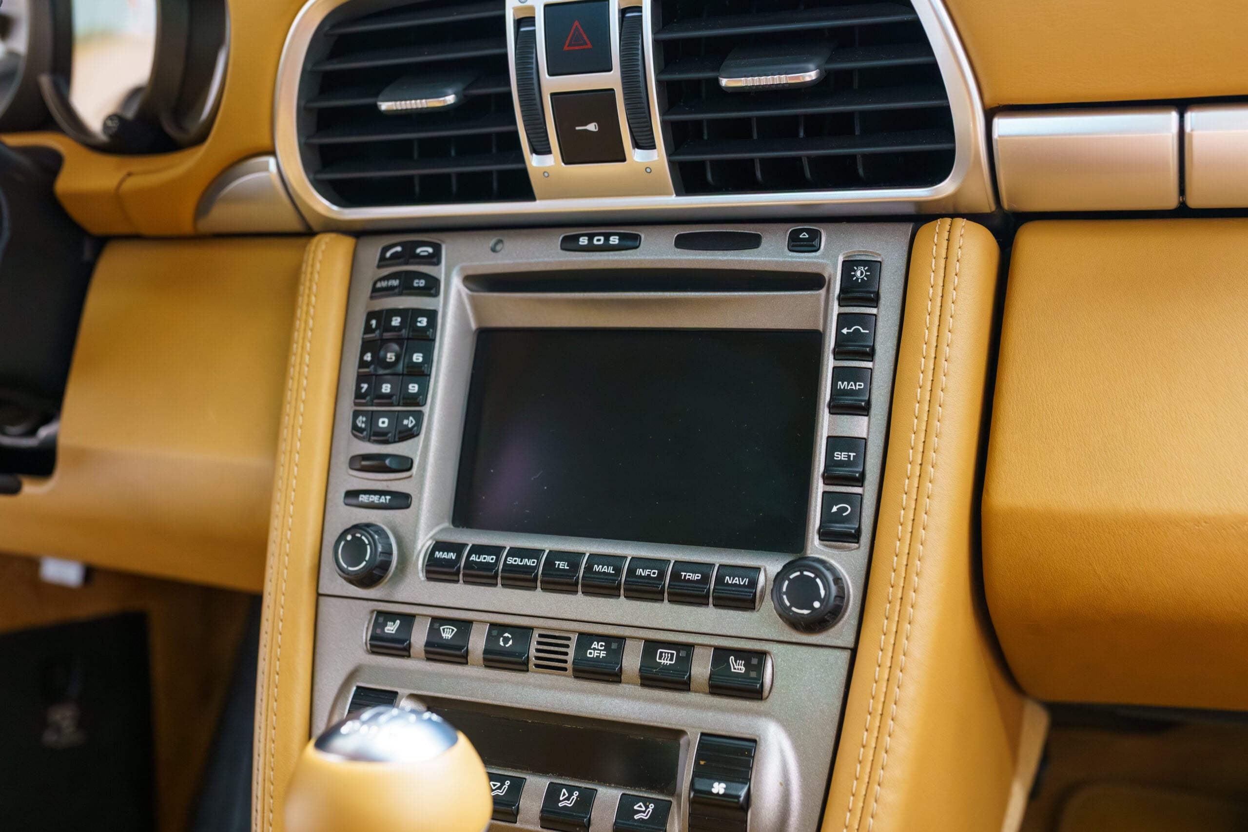 bdcc-red-997-coupe-19