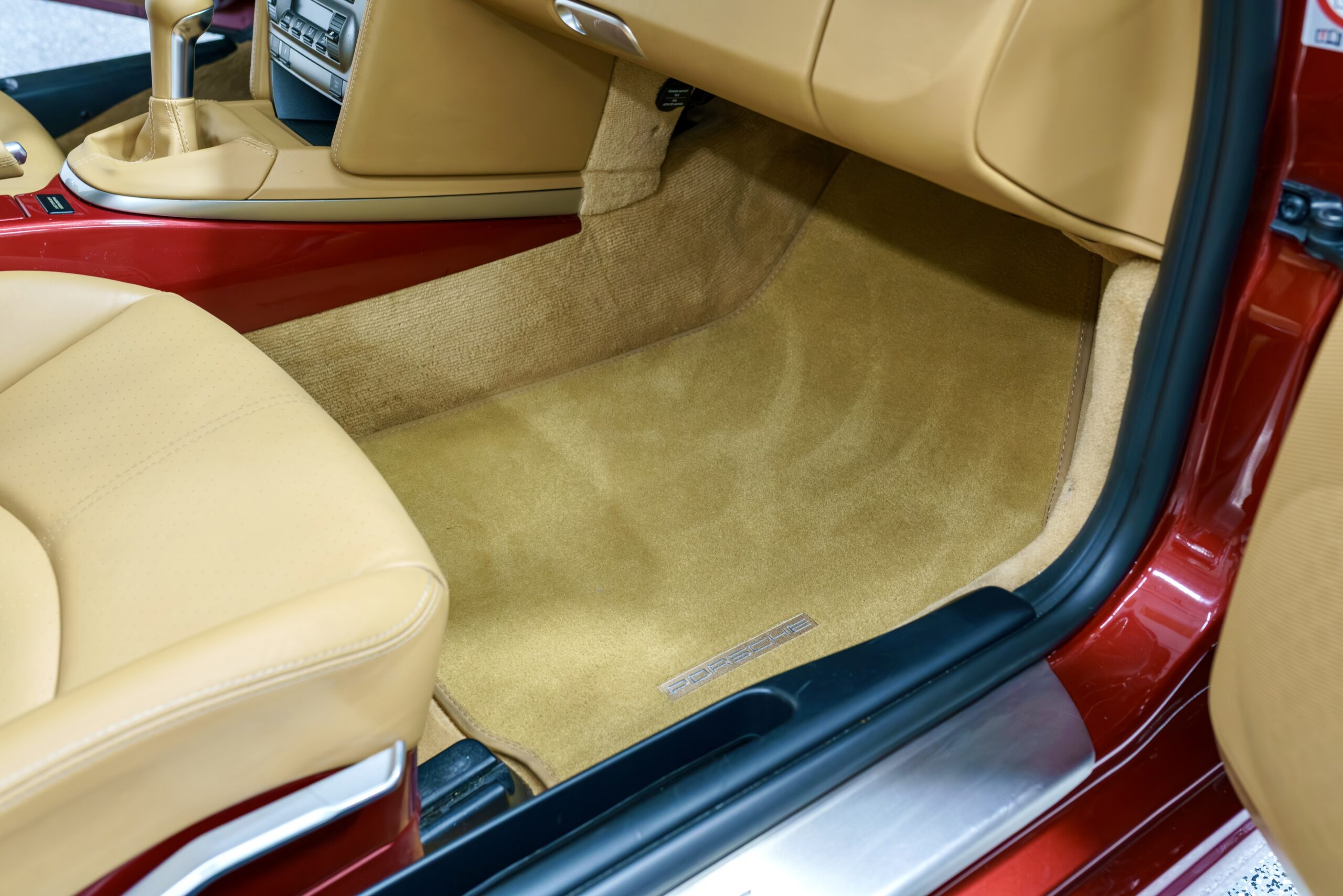 bdcc-red-997-coupe-84